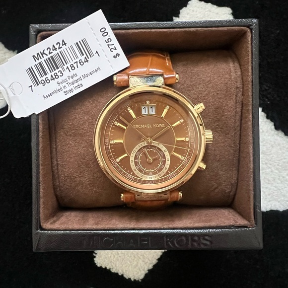 Michael Kors Gold and Tan Chronograph Watch - Picture 1 of 6